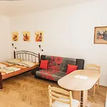 Vladislav Apartment