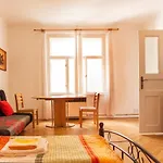 Vladislav Apartment